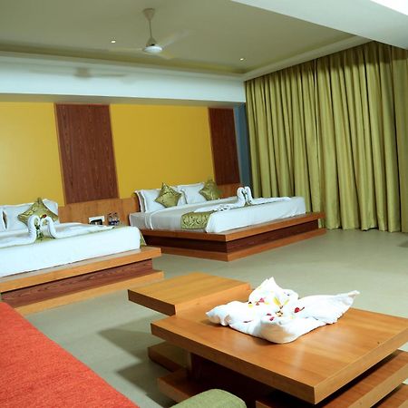 Shamrock Greens By Jardin Hotels Dharmpura Zimmer foto