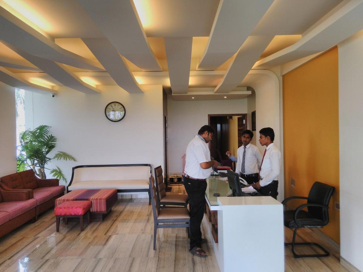 Shamrock Greens By Jardin Hotels Dharmpura Exterior foto