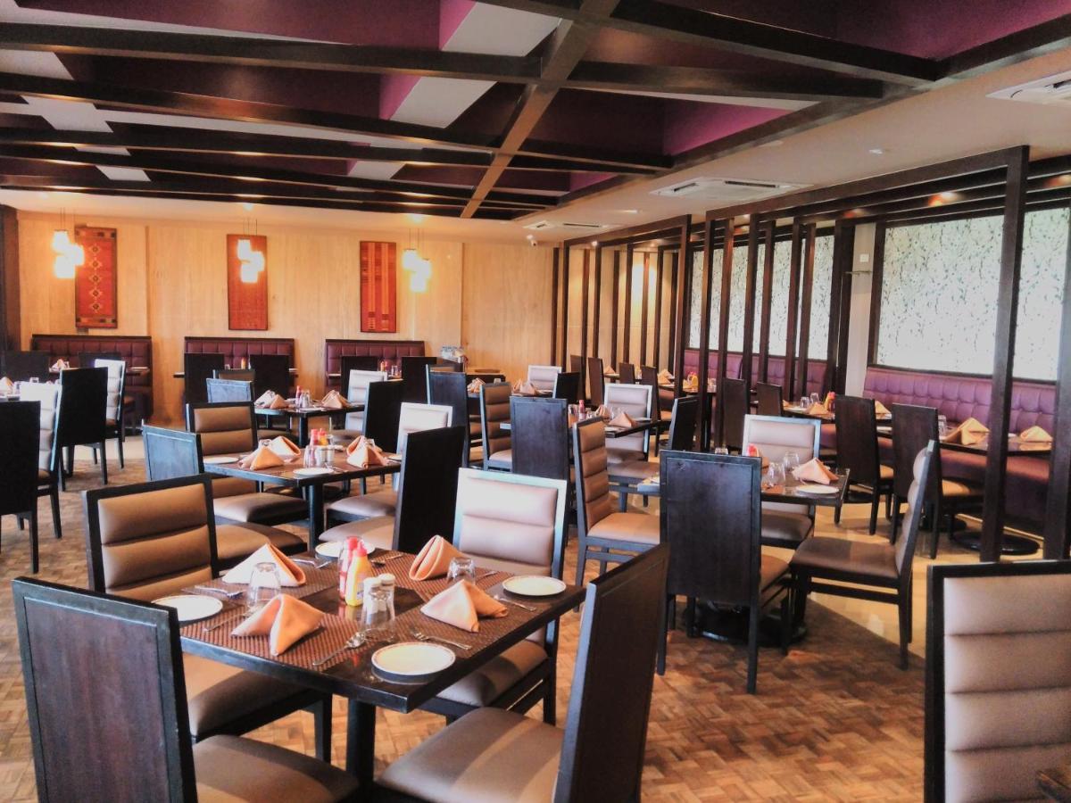 Shamrock Greens By Jardin Hotels Dharmpura Exterior foto