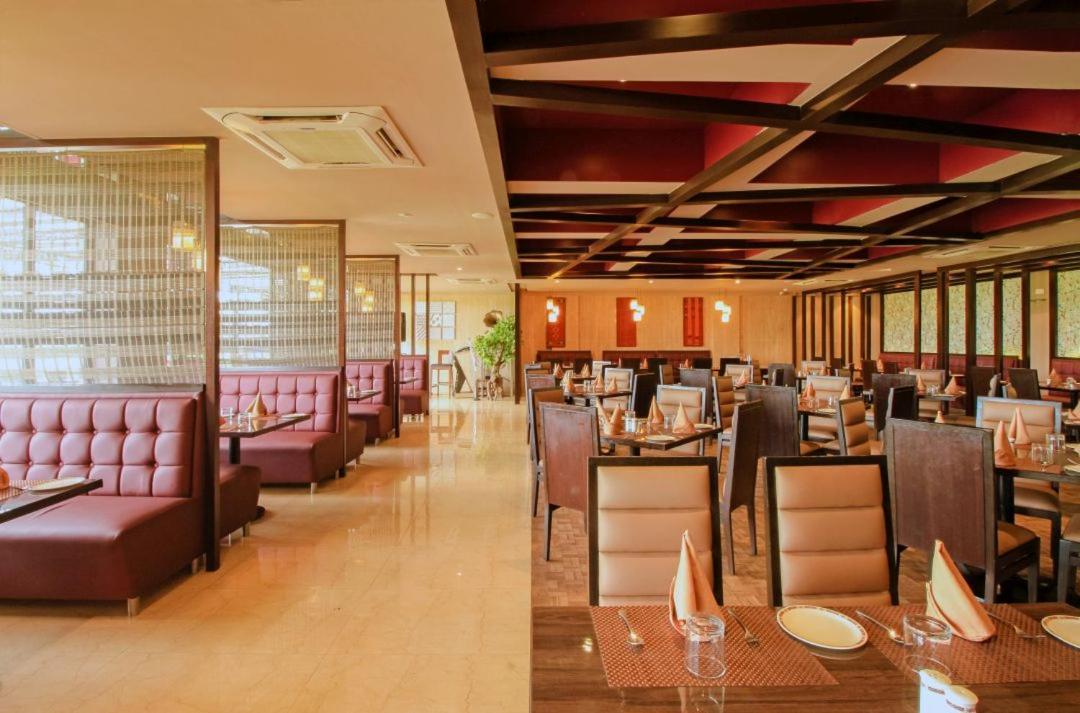 Shamrock Greens By Jardin Hotels Dharmpura Exterior foto