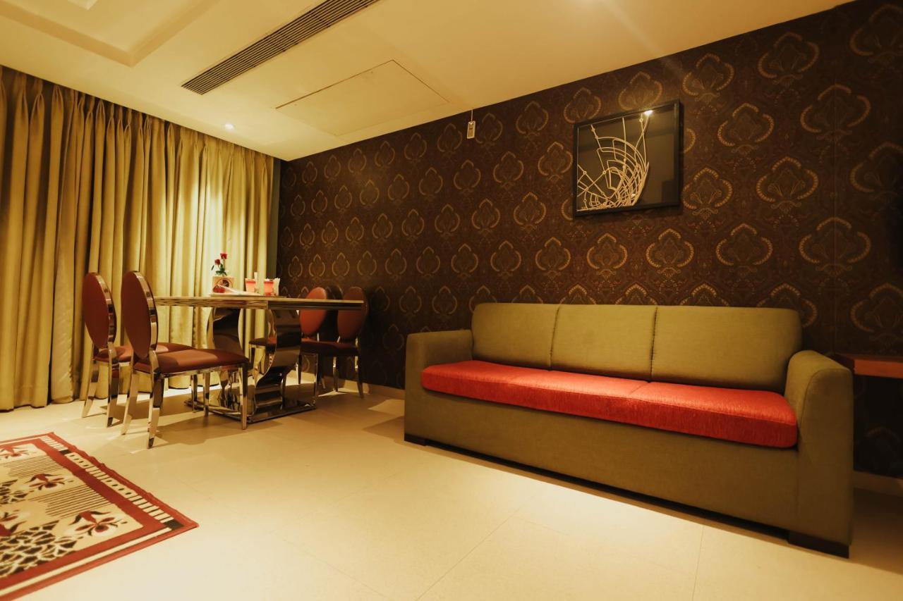 Shamrock Greens By Jardin Hotels Dharmpura Exterior foto